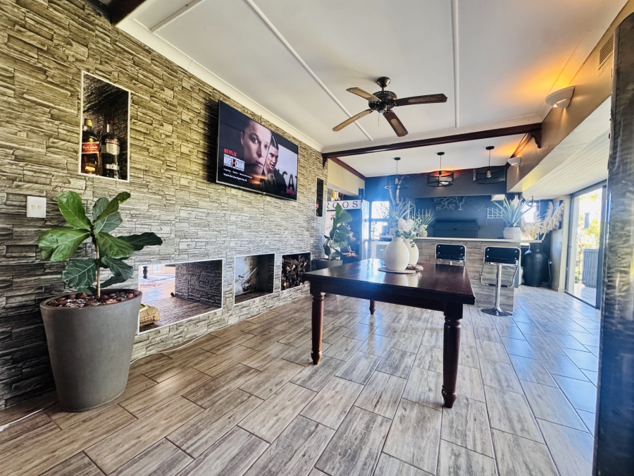 13 Bedroom Property for Sale in Wilkoppies North West